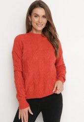 Pomarańczowy Sweter o Warkoczowym Splocie z Okrągłym Dekoltem Selinera. Brązowe swetry damskie Born2be, bez wzorów, z dzianiny, klasyczne, bez kołnierzyka, bez ramiączek, bez kaptura. Za 89.99 zł.
