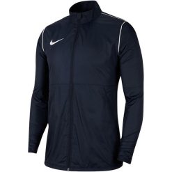 Kurtka treningowa chłopięca Nike JR Park 20 Repel. Niebieskie kurtki i płaszcze dla chłopców Nike, bez wzorów, z materiału, klasyczne, bez kaptura. Za 165.45 zł.