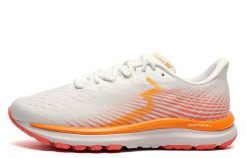 Buty do Biegania Damskie 361 WMS Kairos w Białym i Persik. Białe obuwie sportowe damskie COCOPRO, bez wzorów, z materiału, do biegania. Za 208.03 zł.