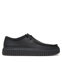 Półbuty Clarks. Czarne półbuty na co dzień męskie Clarks, bez zapięcia. Za 399.99 zł.