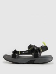 4F Sandały SVING męskie - czarne 42. Czarne sandały męskie 4f, z gumy, bez zapięcia. Za 199.99 zł.