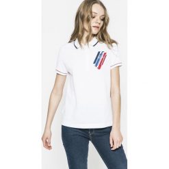 Lacoste - Top. Szare topy damskie Lacoste, z nadrukiem, z bawełny, z krótkim rękawem. W wyprzedaży za 249.90 zł.