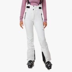 Spodnie narciarskie damskie Swedemount Vail Softshell Bib Pants wodoodporne. Białe spodnie materiałowe damskie SWEDEMOUNT, bez wzorów, z softshellu, narciarskie. W wyprzedaży za 447.00 zł.