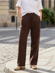 Spodnie dresowe loose - brązowy. Brązowe spodnie dresowe damskie Sinsay, l, bez wzorów, z dresówki. Za 39.99 zł.