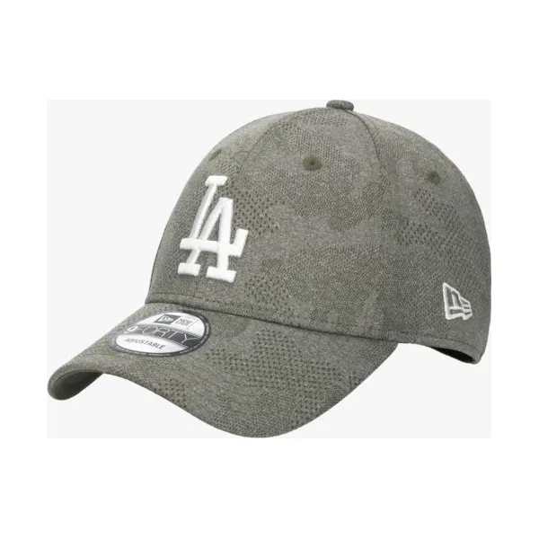 New Era Czapka Engineered Plus 9Forty Losdod Novwhi , khaki, rozmiar ONE-SIZE. Brązowe czapki i kapelusze damskie New Era, bez wzorów, z materiału. Za 149.99 zł.