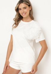 Biały T-shirt Koszulka z Krótkim Rękawem i Aplikacją w Kształcie Kwiatu Nestairis. Białe bluzki damskie Born2be, m, z aplikacjami, klasyczne, bez kołnierzyka. Za 79.99 zł.