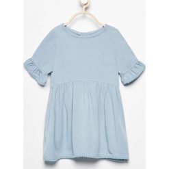 Sukienka - Niebieski. Sukienki dla dziewczynek marki Reserved. W wyprzedaży za 39.99 zł.