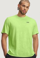 Koszulka crop top Mężczyzna UNDER ARMOUR UA TECH TEE PIXELATE. Zielone koszulki sportowe męskie Under Armour, m, bez wzorów, bez kołnierzyka, bez ramiączek, na fitness i siłownię. Za 169.55 zł.