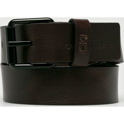Calvin Klein Jeans - Pasek skórzany. Czarne paski damskie Calvin Klein Jeans, bez wzorów, z jeansu. W wyprzedaży za 149.90 zł.