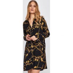 Answear - Sukienka. Sukienki damskie ANSWEAR. Za 99.90 zł.