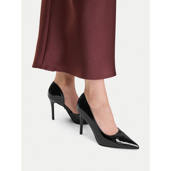 Szpilki DeeZee. Czarne szpilki damskie DeeZee, bez wzorów, bez obcasa, bez zapięcia. Za 139.99 zł.