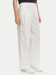 Calvin Klein Jeans Spodnie cargo LV047F623G Écru Relaxed Fit. Jeansy damskie Calvin Klein Jeans. Za 409.99 zł.