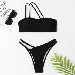 Bikini bandeau na plażę i lato z elastycznego materiału Mihane. Czarne bikini damskie Intica, na lato, m, bez wzorów. Za 129.00 zł.