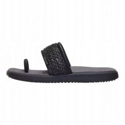 HeyDude Damskie Sandały Maui Breeze Toe Loop. Czarne sandały damskie Hey dude, bez wzorów, z materiału, bez obcasa, bez zapięcia. Za 199.00 zł.
