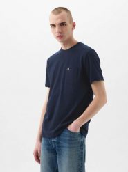 T-SHIRT MĘSKI GAP KOSZULKA BAWEŁNIANA NA CO DZIEŃ 857901-02-XS. Niebieskie koszulki sportowe męskie GAP, m, bez wzorów, z bawełny, bez kołnierzyka, bez ramiączek, na fitness i siłownię. Za 119.00 zł.