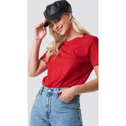 NA-KD Basic T-shirt oversize - Red. Czerwone t-shirty damskie NA-KD Basic, z bawełny. Za 52.95 zł.