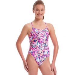 Amanzi Manchurian Magic Swimsuit Women'S - Size 38. Czerwone kostiumy jednoczęściowe damskie AMANZI, s, bez wzorów, sportowe, na fitness i siłownię. Za 1,251.61 zł.