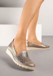 Złote Półbuty na Koturnie ze Skórzaną Wkładką i Ażurową Cholewką Arivos. Żółte półbuty damskie Born2be, w ażurowe wzory, z jeansu, eleganckie, bez obcasa, na koturnie, bez zapięcia. Za 149.99 zł.