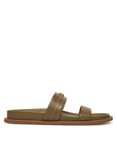 MICHAEL Michael Kors Klapki Mandy Flat Sandal 40S5MAFS2L Zielony. Zielone klapki damskie MICHAEL Michael Kors, bez wzorów, ze skóry, bez obcasa. Za 679.99 zł.