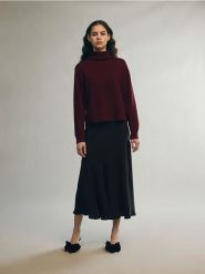 Spódnica midi z lyocellu - czarny. Czarne spódnice damskie Reserved, l, bez wzorów, z lyocellu, midi. W wyprzedaży za 59.99 zł.