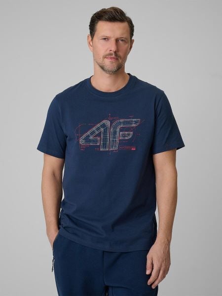 T-shirt męski 4F 4FRSS26TTSHM3989. Niebieskie t-shirty męskie 4f, na lato, m, bez wzorów, z bawełny, klasyczne, bez kołnierzyka. Za 59.99 zł.