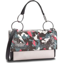 Torebka GUESS - HWVC70 98210 SML. Torebki do ręki damskie marki Guess. W wyprzedaży za 329.00 zł.