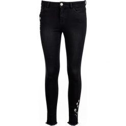 Desigual jeansy damskie 28 czarny. Czarne jeansy damskie Desigual. W wyprzedaży za 199.00 zł.