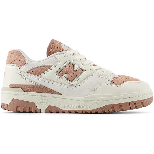Buty damskie New Balance BBW550PF – beżowe. Brązowe obuwie sportowe damskie New Balance, bez wzorów, z materiału. Za 449.99 zł.