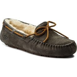 Kapcie UGG - W Dakota 5612 W/Pwtr. Kapcie damskie marki UGG. Za 469.00 zł.