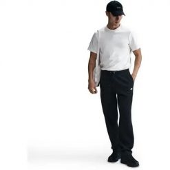 Spodnie sportowe męskie Nike Club. Czarne spodnie sportowe męskie Nike, m, bez wzorów, z dresówki, na fitness i siłownię. Za 378.00 zł.