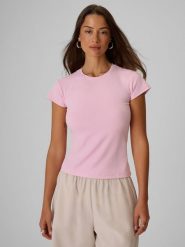 4F T-shirt slim gładki damski - różowy XS. Czerwone t-shirty damskie 4f, xs, bez wzorów, z tkaniny, klasyczne, bez kołnierzyka. Za 69.99 zł.