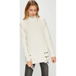 Trussardi Jeans - Sweter. Swetry damskie marki TRUSSARDI JEANS. W wyprzedaży za 429.90 zł.
