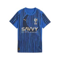 Damska koszulka KIDSUPER × AL-HILAL SFC PUMA Blue Intense Club Navy. Niebieskie koszulki sportowe damskie Puma, bez wzorów, bez kołnierzyka, bez ramiączek, do piłki nożnej. Za 439.00 zł.