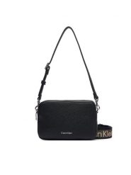 Calvin Klein Torebka Webbing 2X Strap Camera Bag LV04F3656G Czarny. Czarne torebki do ręki damskie Calvin Klein, bez wzorów, ze skóry, bez dodatków. Za 409.99 zł.
