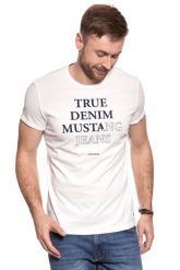 MUSTANG T SHIRT Printed Tee CLOUD DANCER 1007075 2020. Białe t-shirty męskie Mustang, m, bez wzorów, bez kołnierzyka. Za 69.99 zł.