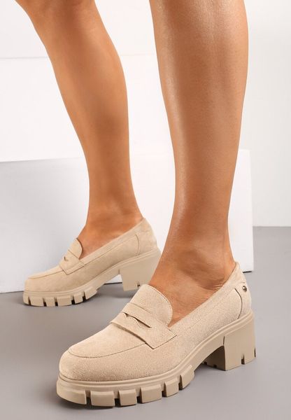 Beżowe Półbuty na Słupku ze Skórzaną Wkładką i Przeszyciami Tainntia. Brązowe półbuty damskie Born2be, bez wzorów, klasyczne, bez obcasa, na słupku, bez zapięcia. Za 84.99 zł.