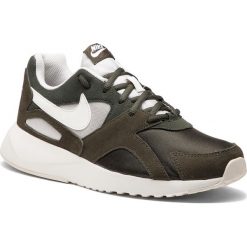 Buty NIKE - Pantheos 916776 301 Sequoia/Sail/Light Bone. Półbuty na co dzień męskie marki Nike. W wyprzedaży za 289.00 zł.