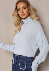 Jasnoniebieski Luźny Golf o Klasycznym Fasonie z Prążkami na Ściągaczach Basum. Niebieskie swetry damskie Renee, m, bez wzorów, z jeansu, eleganckie, bez kołnierzyka, bez ramiączek, bez kaptura. Za 69.99 zł.
