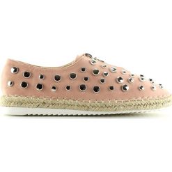 Espadryle z ćwiekami różowe 9039-28 Pink. Czerwone espadryle damskie ButyModne, bez wzorów, z tkaniny, bez obcasa, bez zapięcia. W wyprzedaży za 79.00 zł.