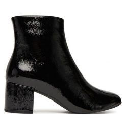 Botki HÖGL. Czarne botki damskie HÖGL, bez obcasa, na słupku, bez zapięcia. Za 599.99 zł.