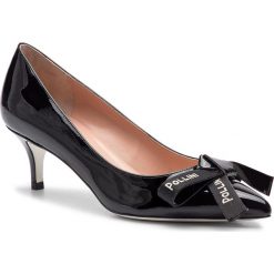 Szpilki POLLINI - SA10095C17TB0000 Nero. Czarne półbuty damskie Pollini, z aplikacjami, z lakierowanej skóry, eleganckie, bez obcasa, na obcasie, bez zapięcia. W wyprzedaży za 699.00 zł.