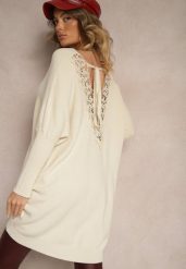 Jasnobeżowy Sweter z Modalem i Wiskozą Ozdobiony Koronką Zinnorela. Brązowe swetry damskie Renee, z aplikacjami, z koronki, biznesowe, bez kołnierzyka, bez ramiączek, bez kaptura. Za 99.99 zł.