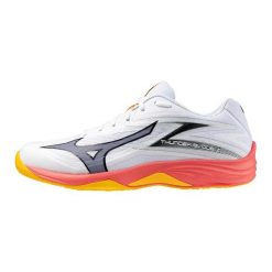Buty halowe Mizuno Thunder Blade Z. Białe buty sportowe męskie Mizuno, z gumy, bez zapięcia, do siatkówki. Za 229.99 zł.