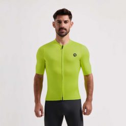 Koszulka Rogelli Distance. Zielone koszulki sportowe męskie Rogelli, l, bez wzorów, z jersey, bez kołnierzyka, bez ramiączek, rowerowe. Za 155.60 zł.