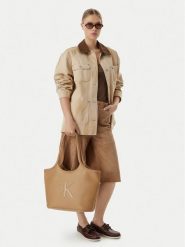 Calvin Klein Torebka Bold Ck LV04F3562G Beżowy. Brązowe torebki do ręki damskie Calvin Klein, bez wzorów, ze skóry, bez dodatków. Za 529.99 zł.