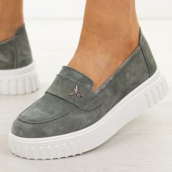 C.Szare skórzane półbuty damskie Vinceza 93218. Szare półbuty damskie VINCEZA, na lato, bez wzorów, z jeansu, eleganckie, bez obcasa, bez zapięcia. W wyprzedaży za 192.72 zł.