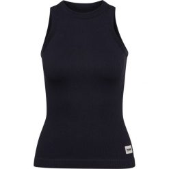 Damski tank top Hummel Pulse. Czarne obuwie sportowe damskie Hummel, bez wzorów, z materiału, na fitness i siłownię. Za 198.50 zł.