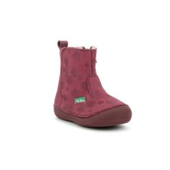 Botki dziewczęce KICKERS SOCOOL. Niebieskie botki dziewczęce Kickers, bez wzorów, bez zapięcia. Za 99.99 zł.