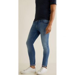 Mango Man - Jeansy Jude3. Niebieskie jeansy męskie Mango Man. Za 139.90 zł.
