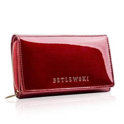 Portfel damski BETLEWSKI ZBPD-BS-513 CZERWONY. Czerwone portfele damskie Betlewski, bez wzorów, z lakierowanej skóry. Za 169.00 zł.